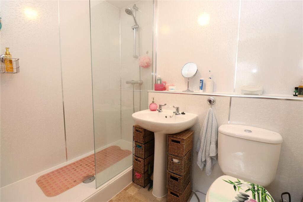 Additional image 5 of Janred Court, Sea Road, Barton On Sea, Hampshire, BH25