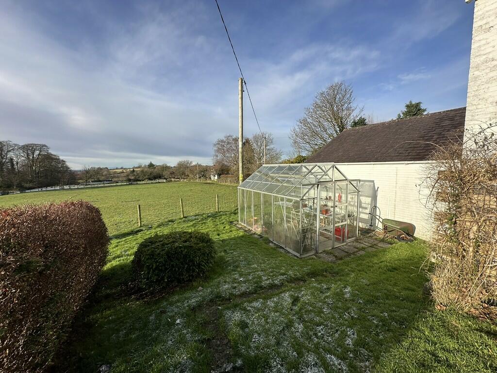 Additional image 32 of Camlann, Banks