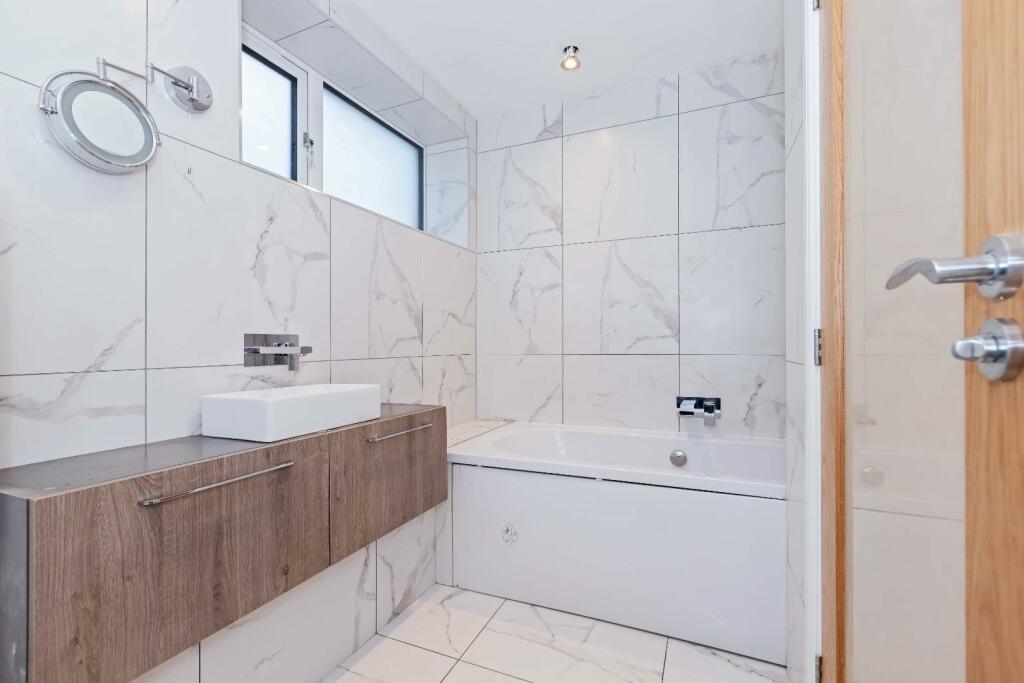 Additional image 17 of Mile Oak Road, Portslade, Brighton