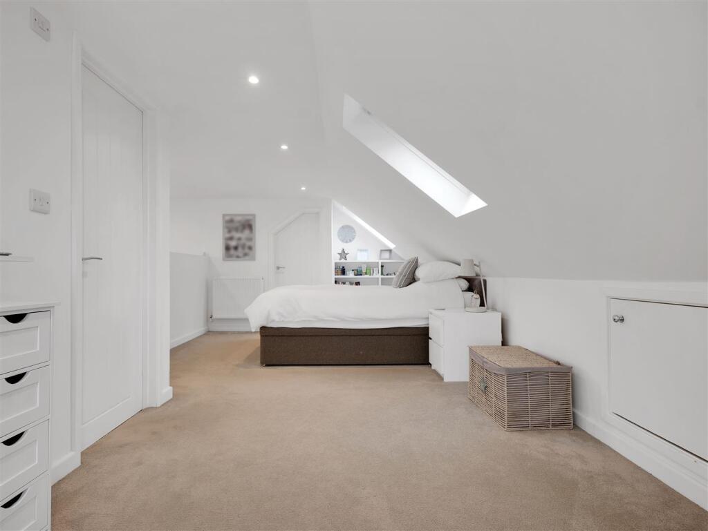 Additional image 29 of Iford Lane, Tuckton