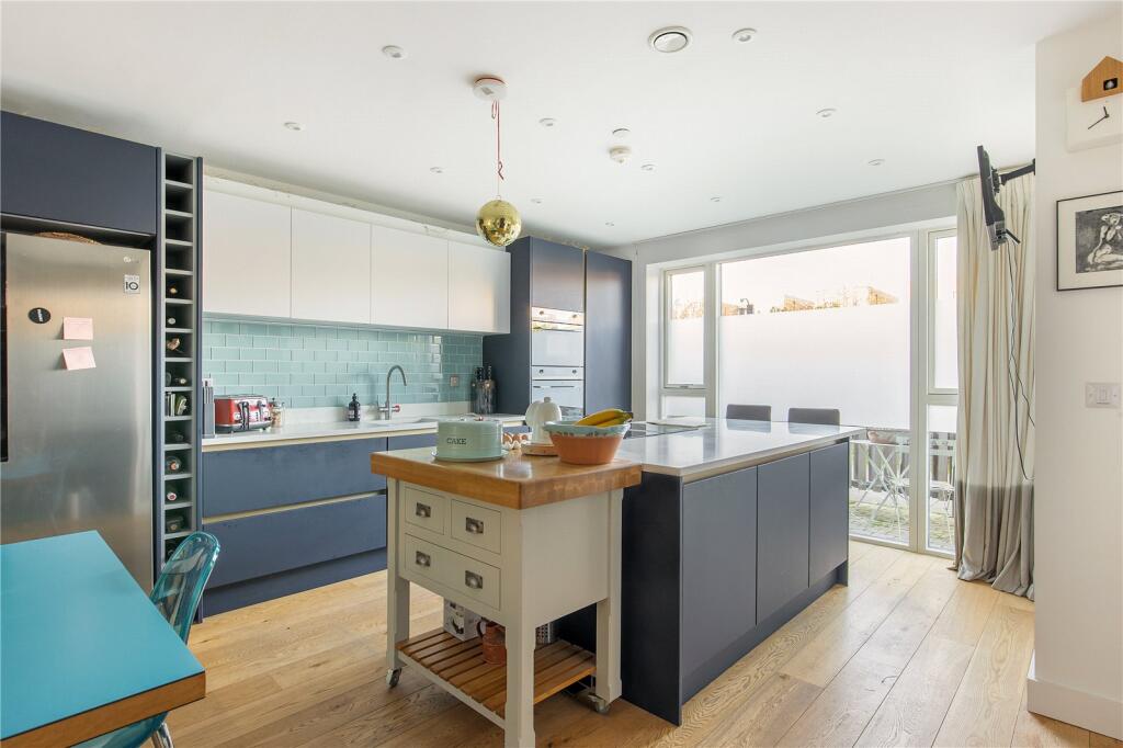 Additional image 15 of Clay Farm Drive, Trumpington, Cambridge, Cambridgeshire, CB2