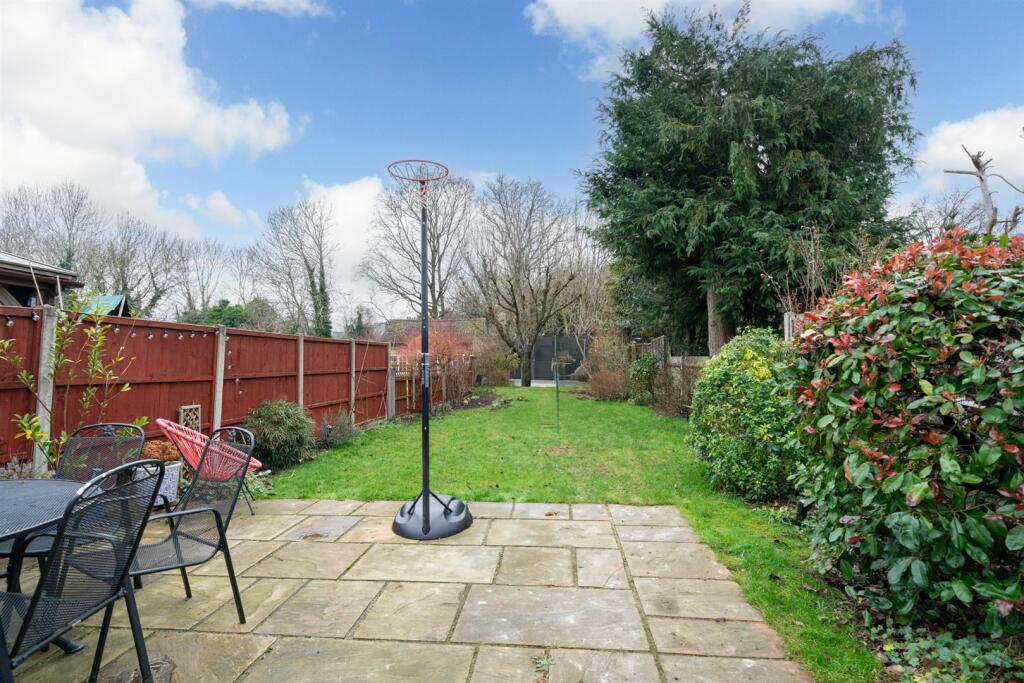 Additional image 32 of Hedley Road, St. Albans