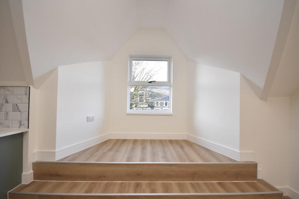 Additional image 9 of Flat 4, 76 Connaught Road, Cardiff, CF24 3PX