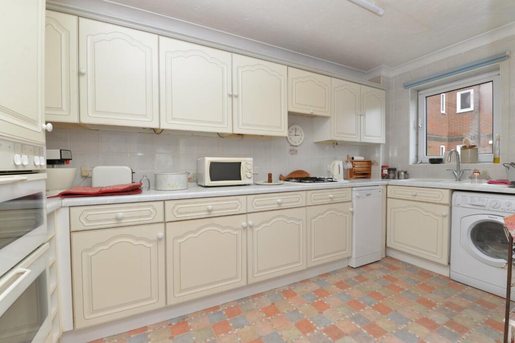 Additional image 17 of Heather Lodge, Whitefield Road, New Milton, Hampshire, BH25