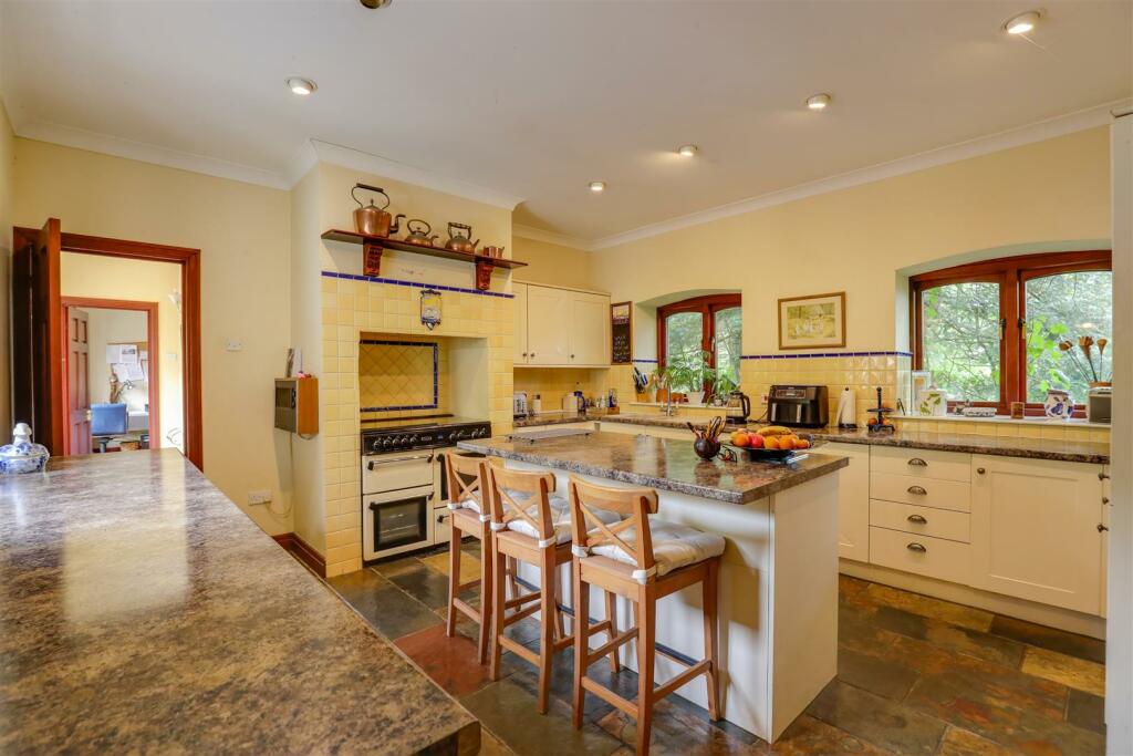 Additional image 13 of The Barn, Woodland Lane, Leckwith, Vale Of Glamorgan, CF11 8AS