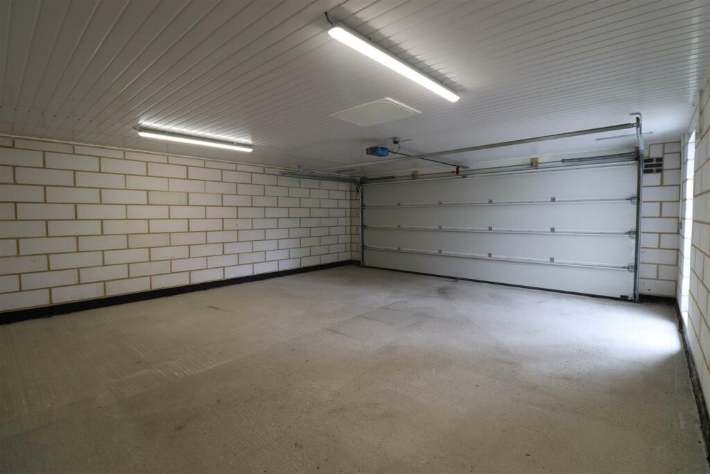 Additional image 25 of Lynn Road, Chettisham, Ely