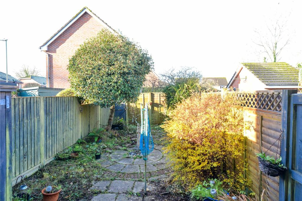 Additional image 11 of Fawn Gardens, New Milton, Hampshire, BH25