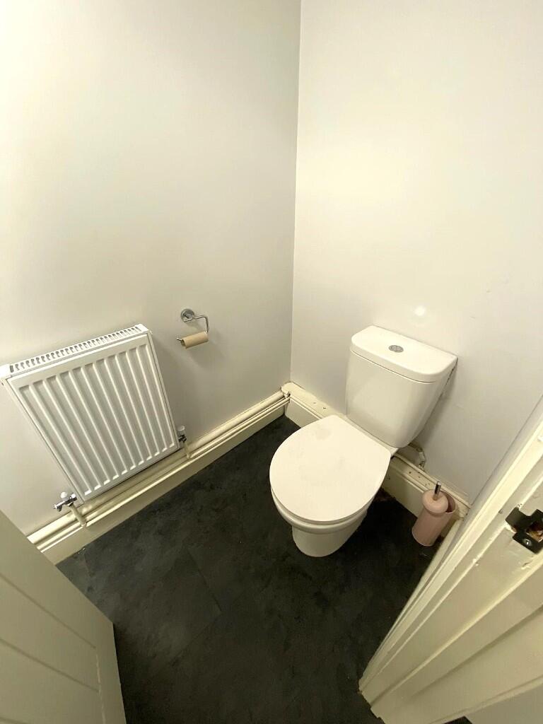 Additional image 13 of Oxford Street, CF15