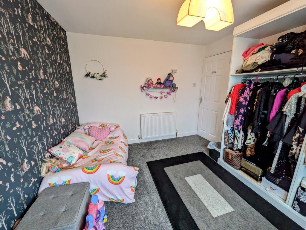 Additional image 21 of Reevy Drive, Bradford, BD6