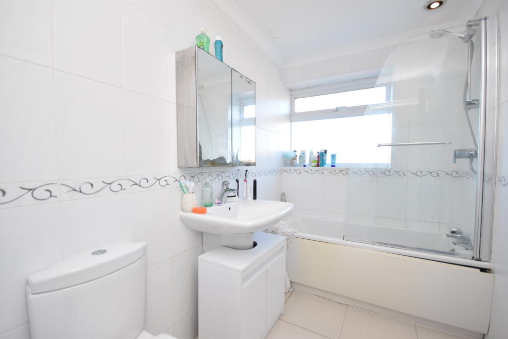 Additional image 10 of Ross Close, Saffron Walden, Essex, CB11