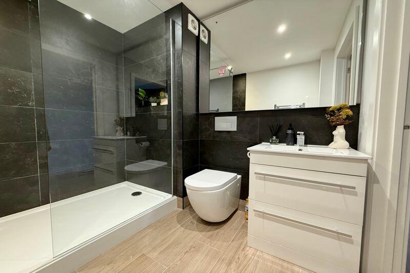 Additional image 18 of 15 Uphill Road North, Weston-Super-Mare.