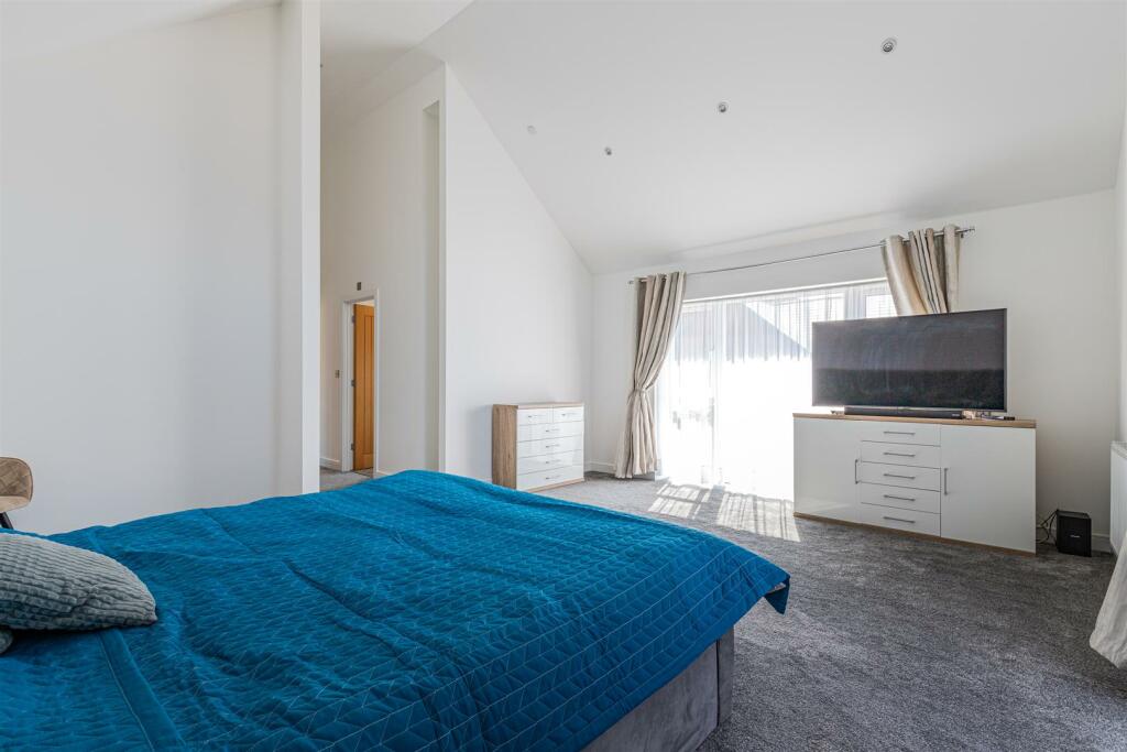 Additional image 30 of Church Road, Lisvane, Cardiff