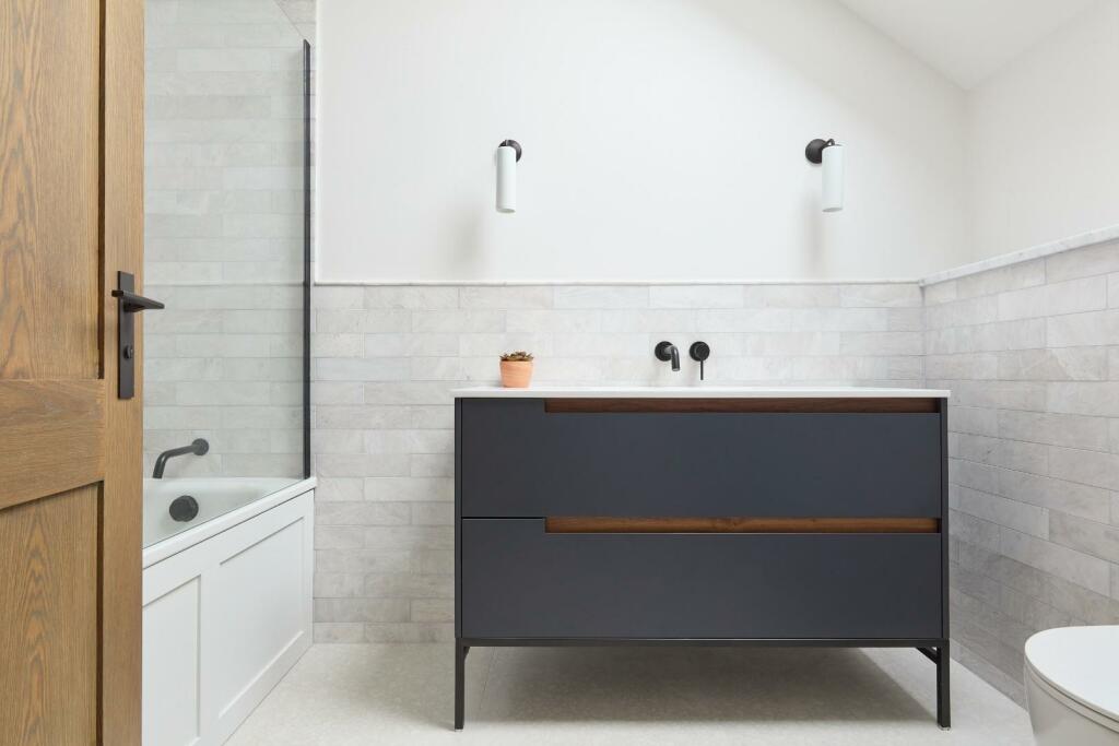 Additional image 19 of Water Street, Cambridge