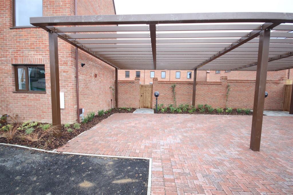 Additional image 18 of Down House Drive, Cambridge