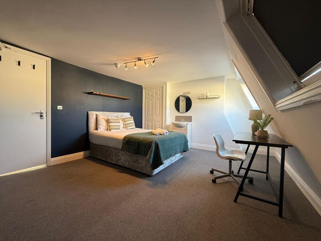 Additional image 6 of 32A Western Road