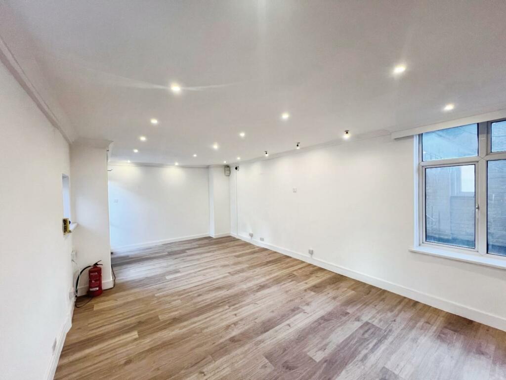 Additional image 8 of High Street, Henfield