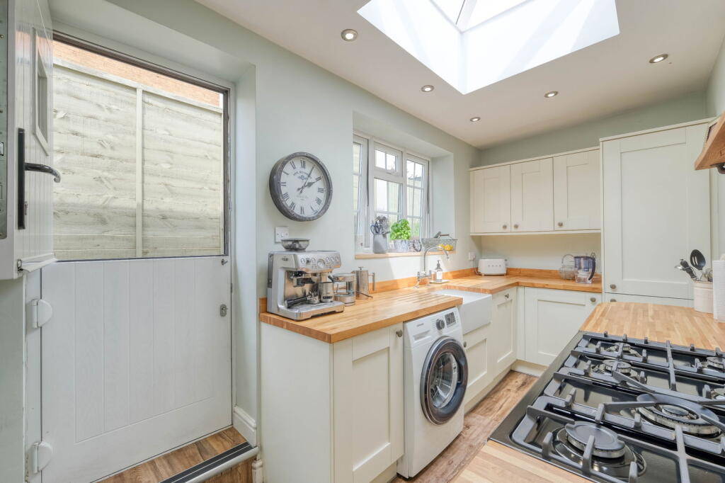 Additional image 5 of Stourbridge Road, Fairfield, Bromsgrove, B61 9LZ