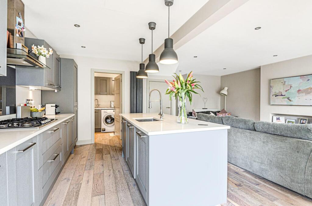 Additional image 4 of Whateley Hall Close, Knowle, Solihull