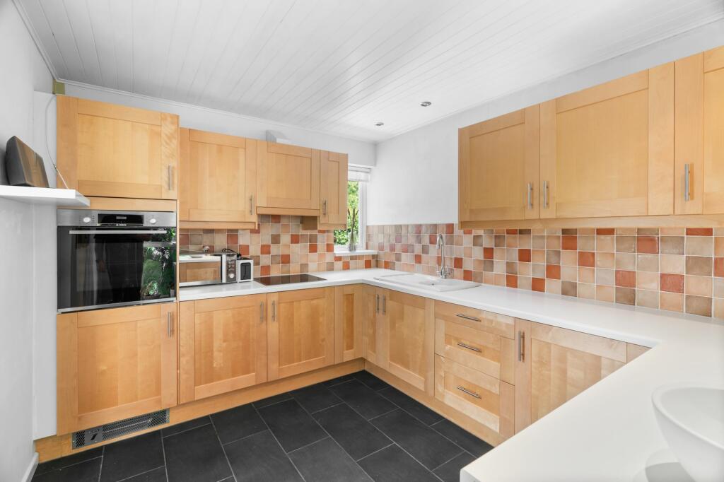 Additional image 32 of Hines Lane, Comberton, CB23