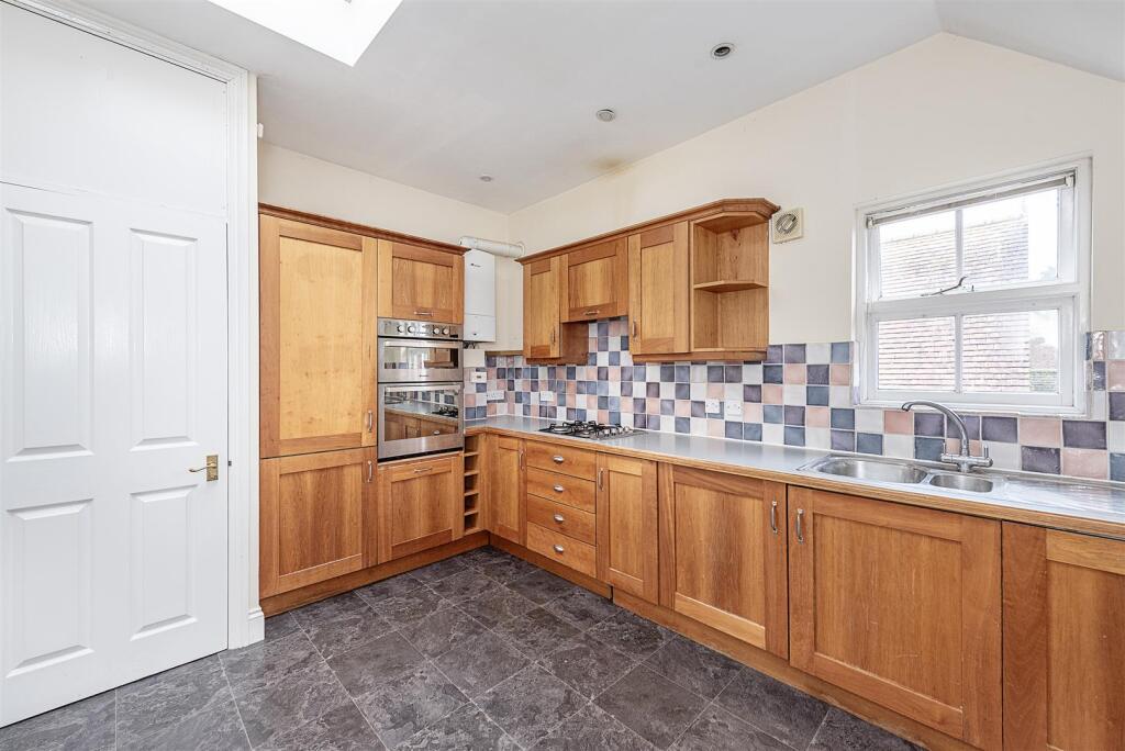 Additional image 3 of Kirkwick Avenue, Harpenden