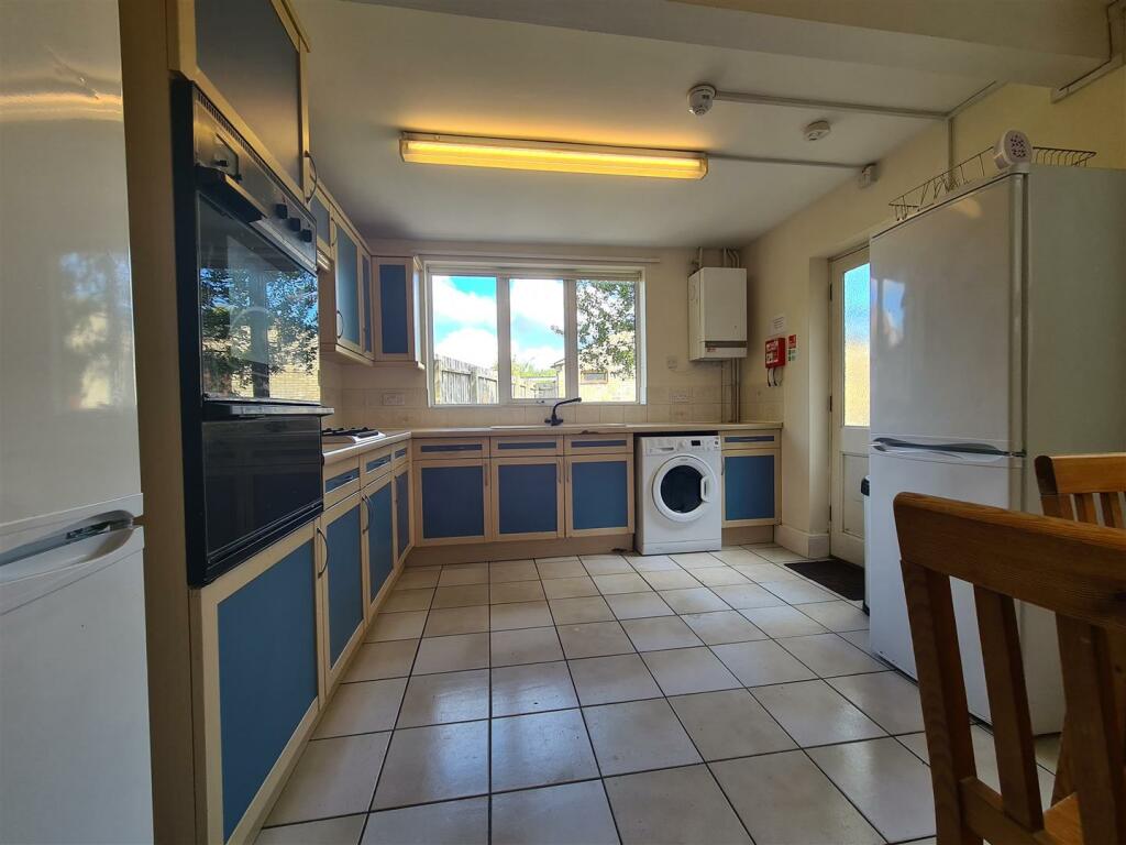 Additional image 2 of 172 Victoria Road, Cambridge, CB4 3DZ