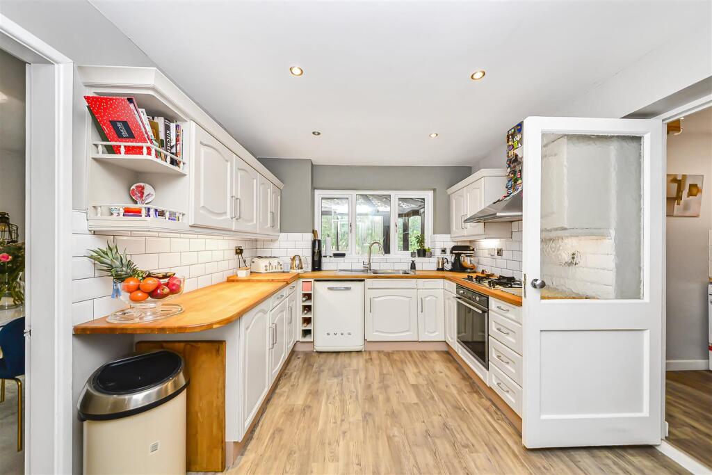 Additional image 3 of Berkley Crescent, Moseley, Birmingham