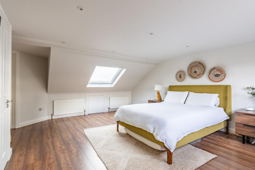 Additional image 13 of Cuckmans Drive, St. Albans, Hertfordshire, AL2