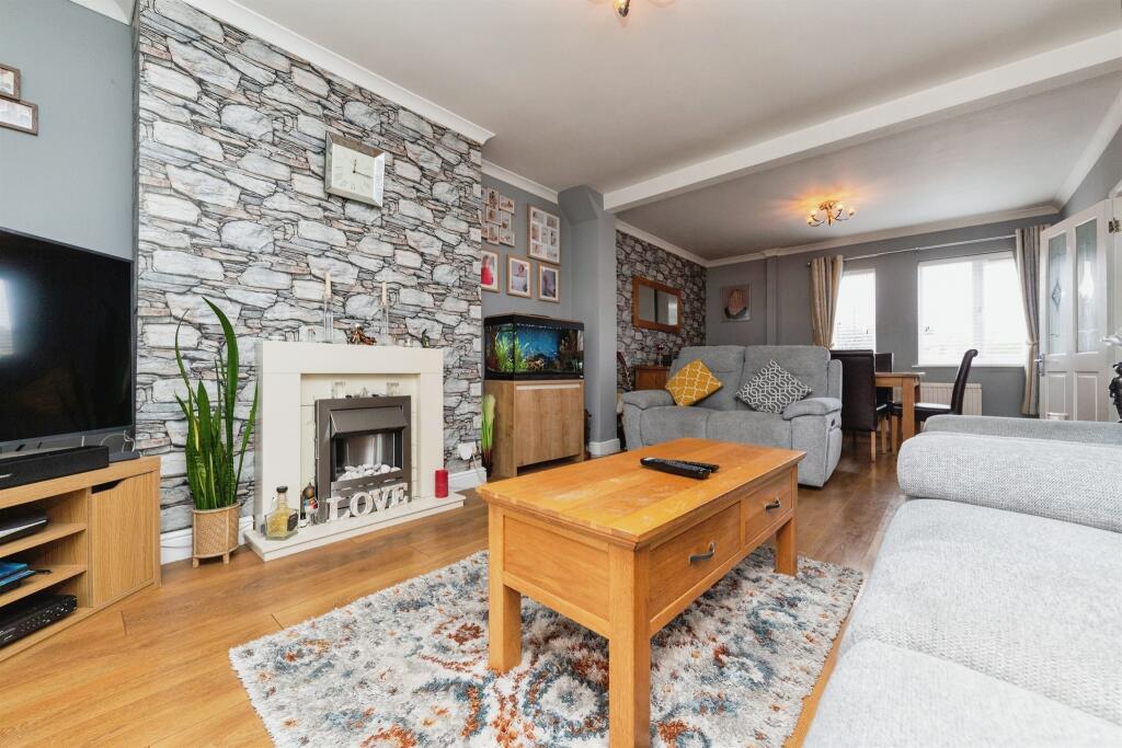 Additional image 2 of Cecil Crescent, Hatfield