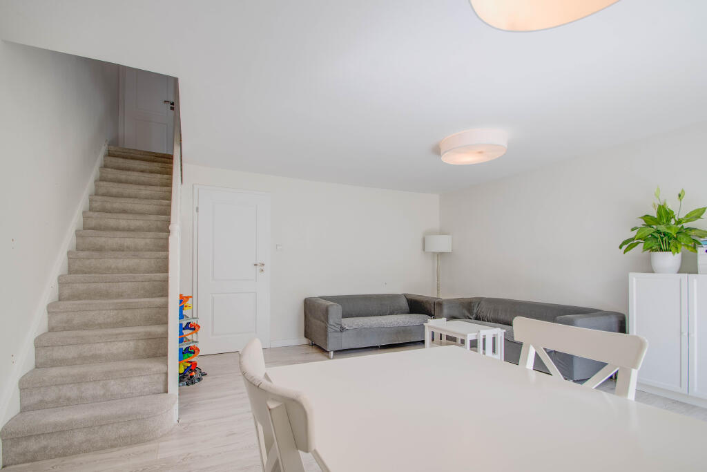 Additional image 4 of Wishaw Close, Redditch, Worcestershire, B98