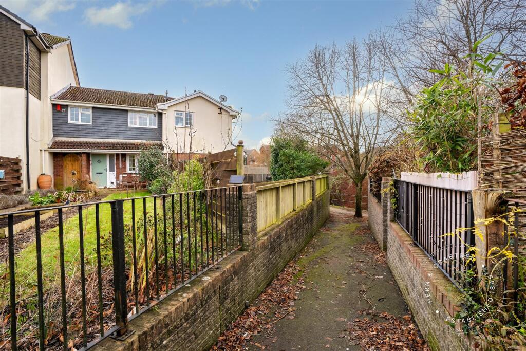 Additional image 34 of Felbridge Close, Cardiff Bay