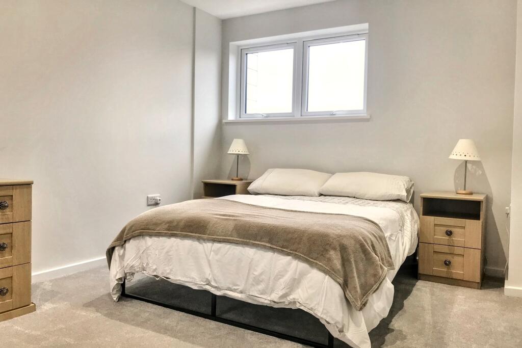 Additional image 2 of Poole