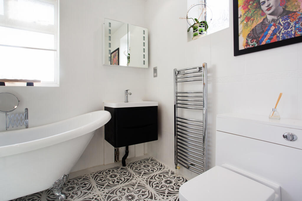 Additional image 8 of Old Watling Street, Flamstead, AL3