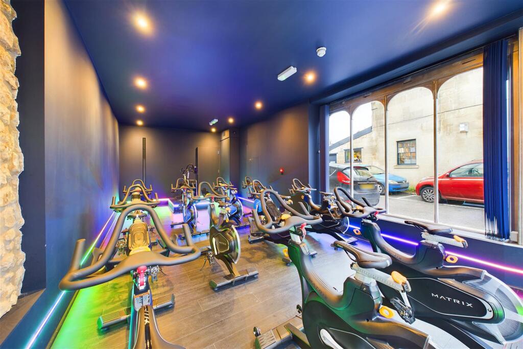 Additional image 24 of RETAIL UNIT | 2 BED MAISONETTE | LARKHALL