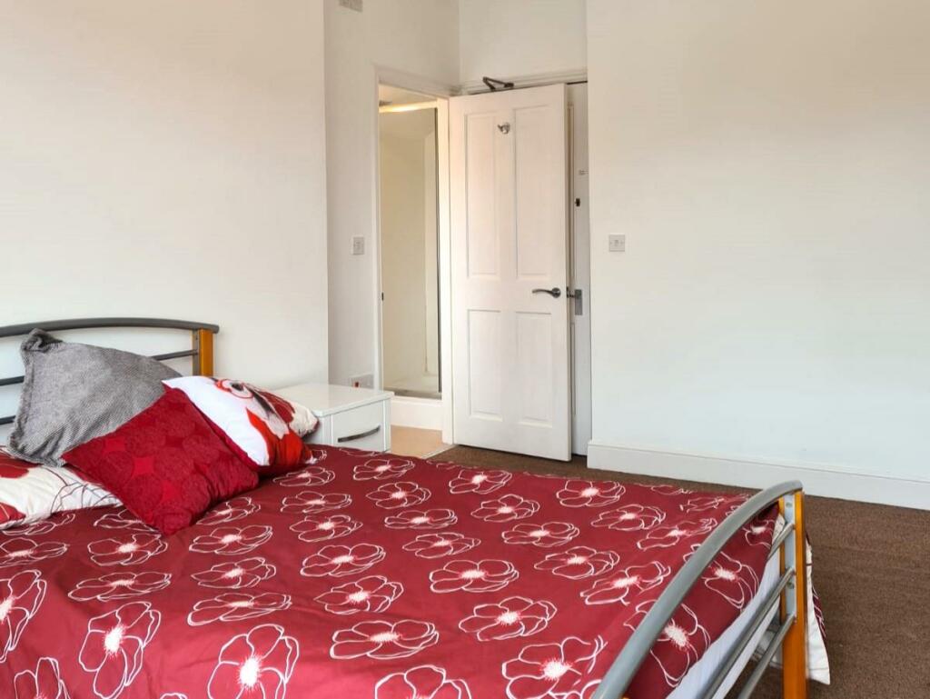 Additional image 5 of 27 Highworth Avenue, Cambridge, CB4 2BQ