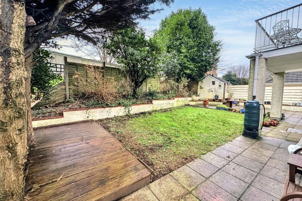 Additional image 20 of Kinson