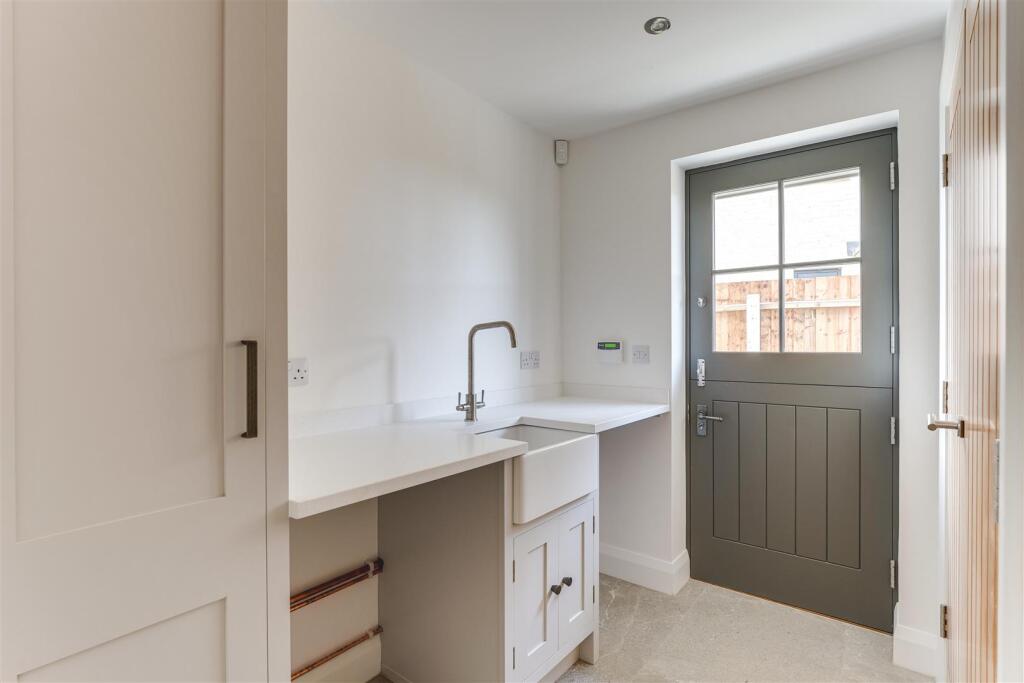 Additional image 10 of Pale Green, Helions Bumpstead, Haverhill