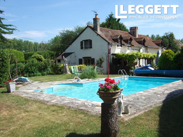 Additional image 2 of Pays de la Loire, Maine-et-Loire, Parçay-les-Pins, France