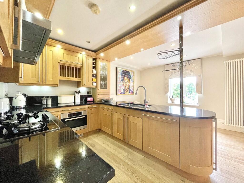 Additional image 9 of Bedwell Hall, Bedwell Park, Cucumber Lane, Essendon, AL9