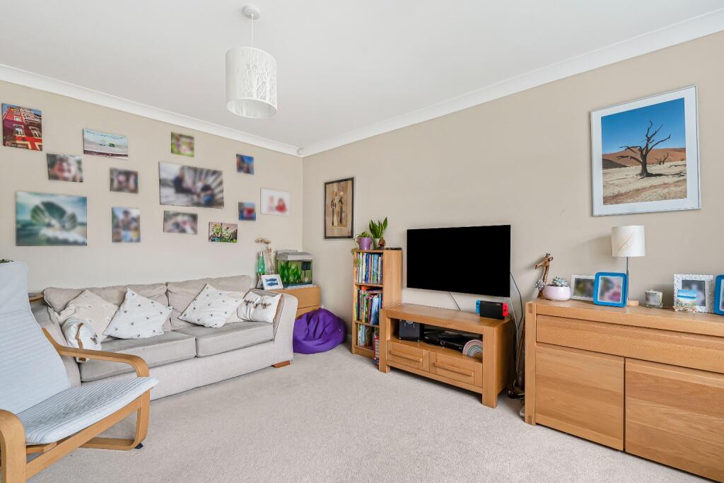 Additional image 4 of The Rustons, Duxford