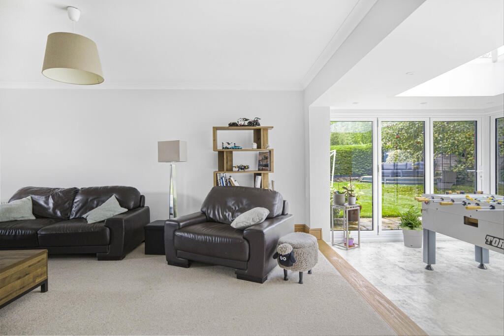 Additional image 9 of Lode Way, Haddenham, Ely, Cambridgeshire