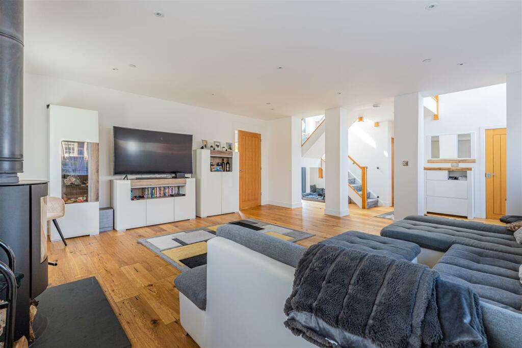 Additional image 35 of Church Road, Lisvane, Cardiff