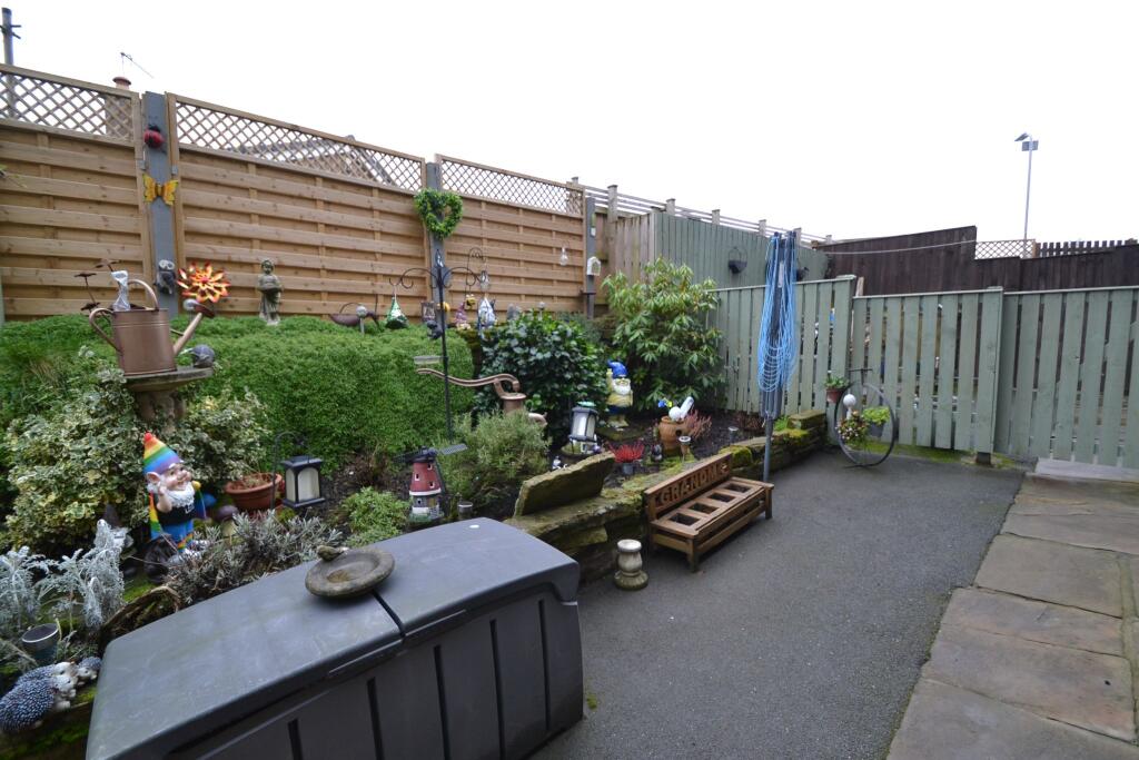 Additional image 18 of Brackendale, Thackley,