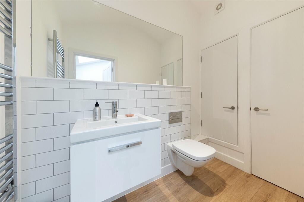 Additional image 5 of Barton Road, Cambridge, Cambridgeshire