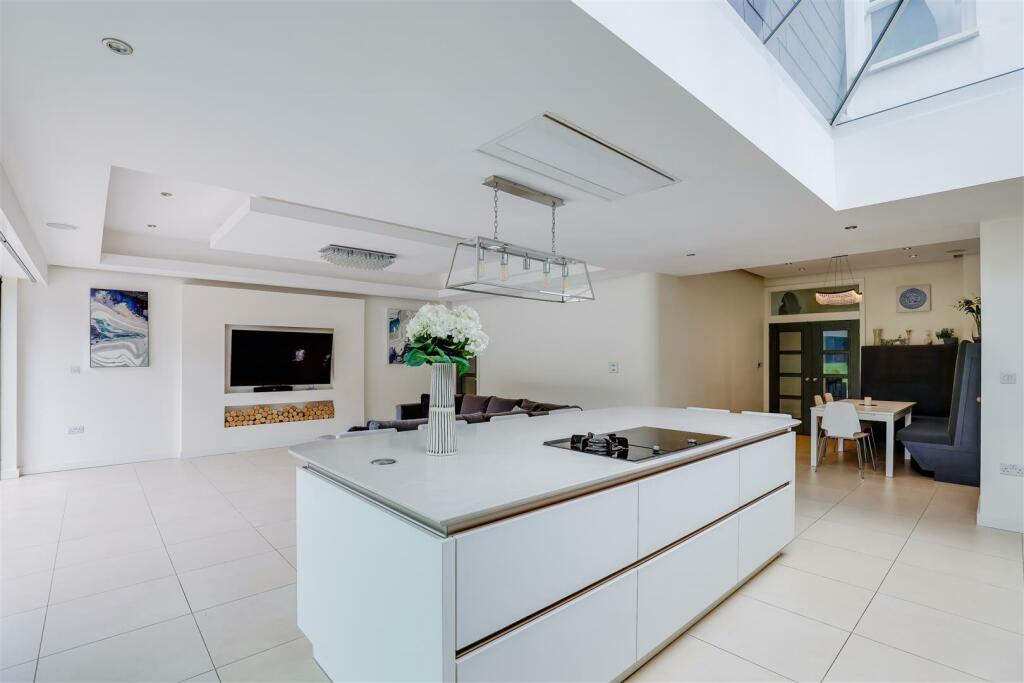 Additional image 28 of Heol Isaf, Radyr, Cardiff