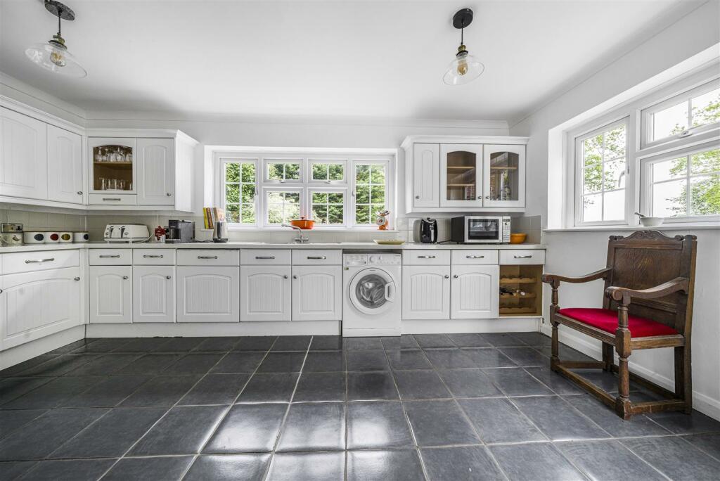 Additional image 17 of West End Lane, Henfield