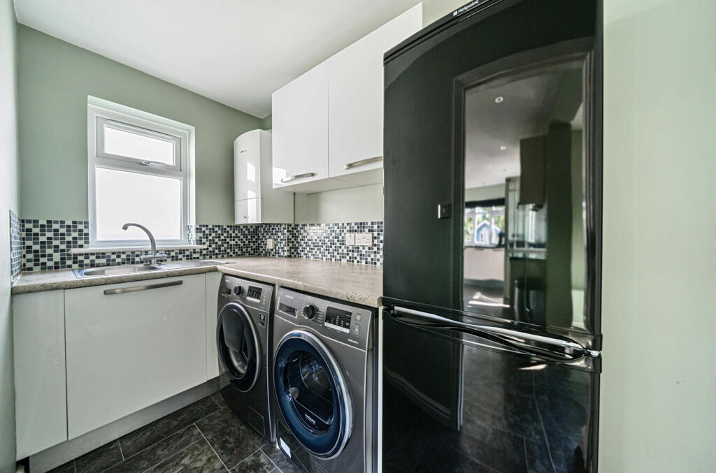 Additional image 6 of Landscape View, Saffron Walden, Essex, CB11