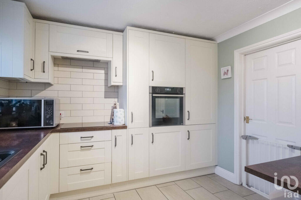 Additional image 7 of Sutton Road, Witchford, Ely