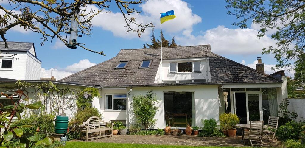 Hauxton Road, Little Shelford, Cambridge, Cambridgeshire, CB22