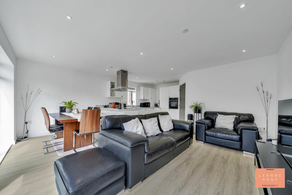 Additional image 22 of Church Road, Lisvane, CF14