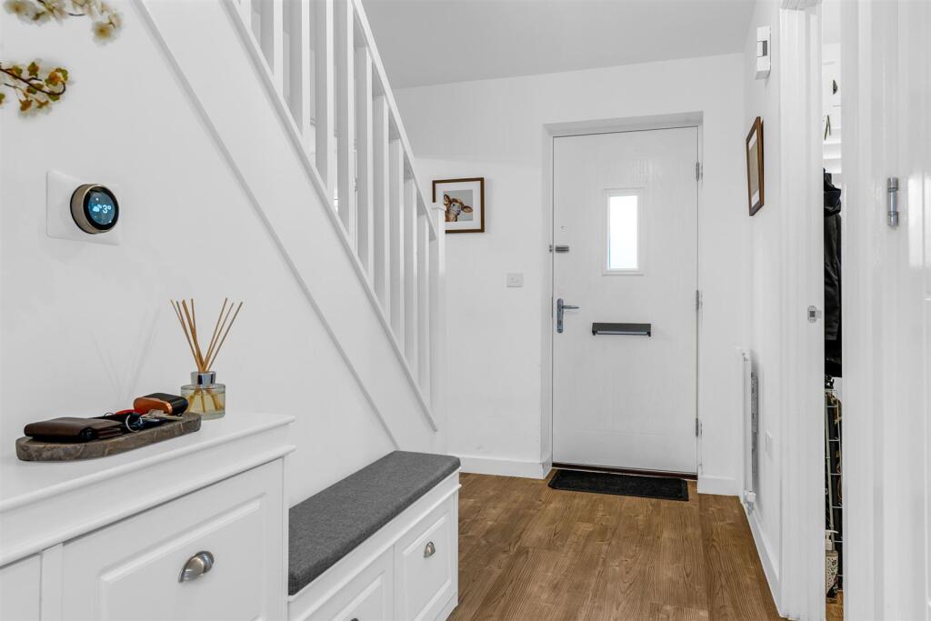 Additional image 11 of Perkins Way, Welwyn Garden City